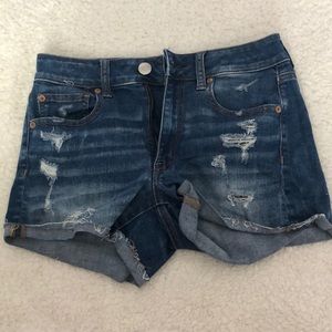 Barely worn. American Eagle Jean Shorts. Size 6.